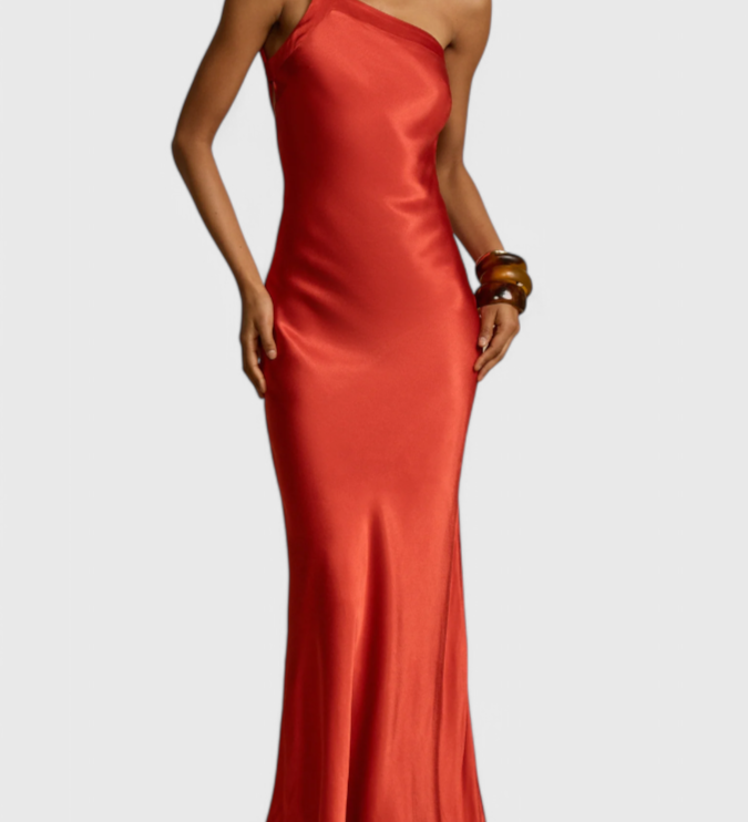 София Макси Рокля с Диагонални Презрамки и Открити Гърба