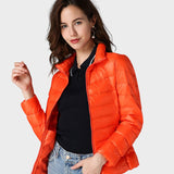 Блага - Ултра лека пухенка с елегантни надигания