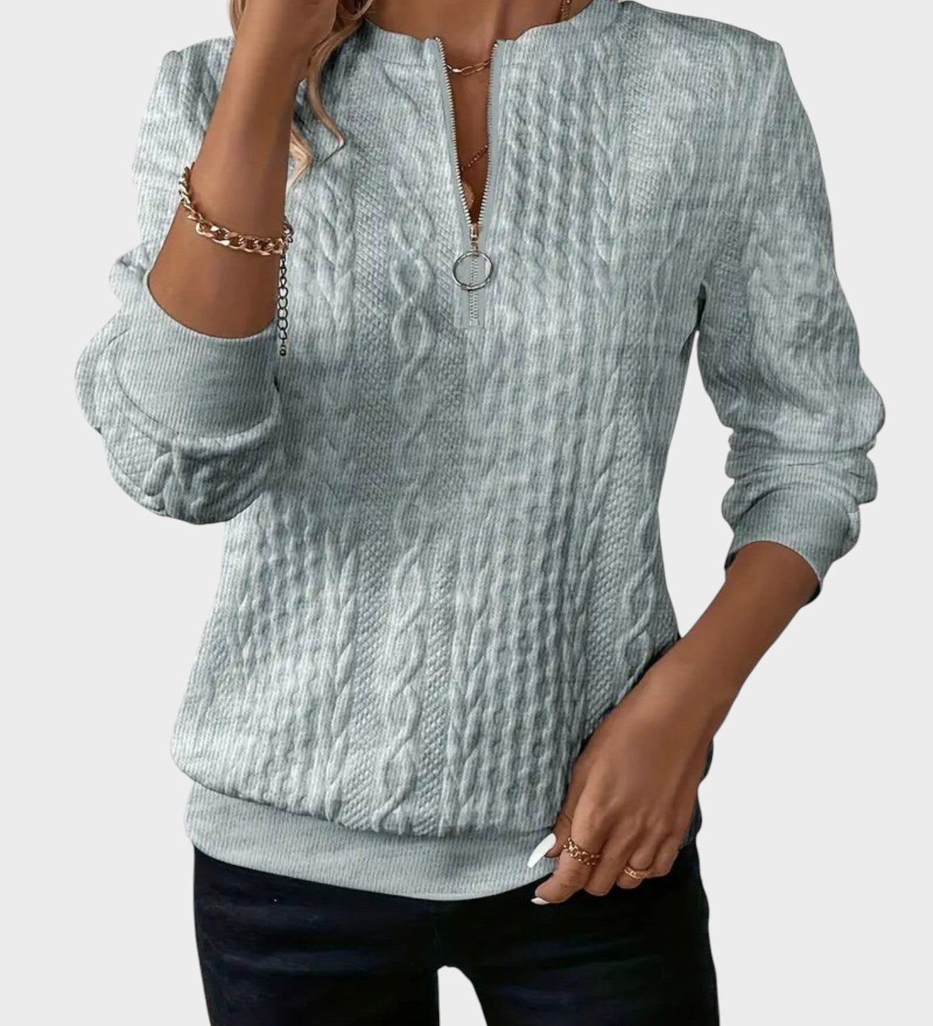 Ралица - Дамски пуловер от плетиво