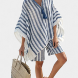 Комплект с райе на Нанси с oversized тениска и елегантни шорти