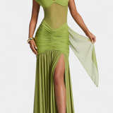 Милица Дълга Рокля от Мляко Коприна с Дълбоко Деколте и Оформени Набръчквания